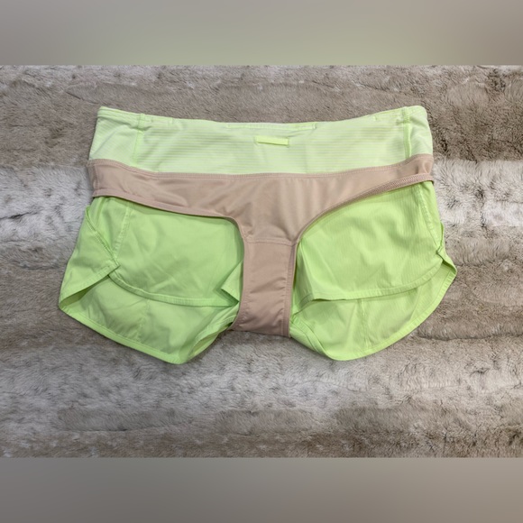 Lululemon Speed Short Clear Mint Size 8 - Picture 9 of 13